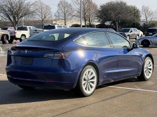 2022 Tesla Model 3 Standard Range