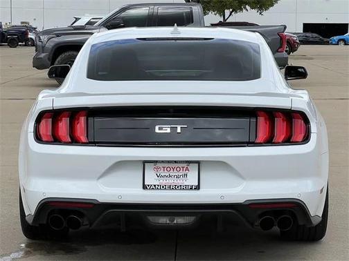 2023 Ford Mustang GT Premium