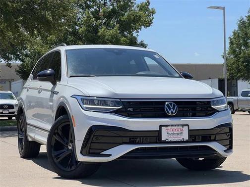 2024 Volkswagen Tiguan 2.0T SE R-Line Black
