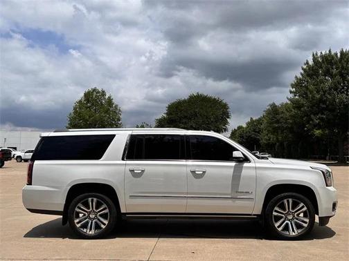 2017 GMC Yukon XL Denali