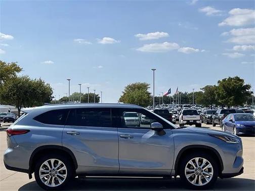 2023 Toyota Highlander Limited