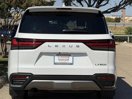 2024 Lexus LX 600 Luxury