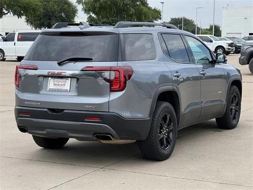 2021 GMC Acadia AWD AT4