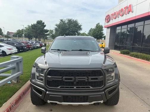 2020 Ford F-150 Raptor