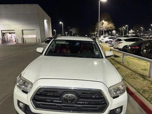 2018 Toyota Tacoma SR5