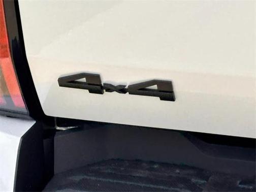 2025 Toyota Tundra Hybrid Platinum