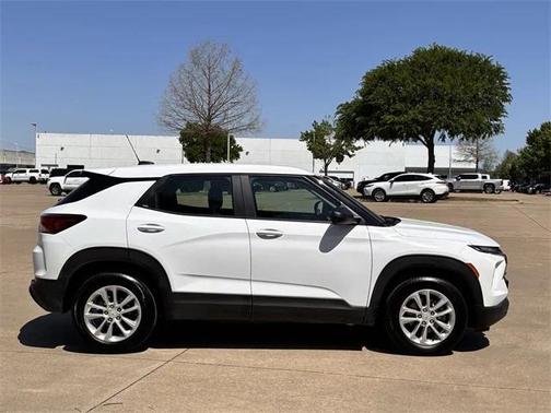 2025 Chevrolet Trailblazer LS