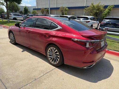 Matador Red Mica 2025 Lexus ES 350 Ultra Luxury