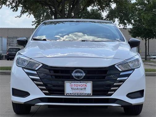 2024 Nissan Versa 1.6 S