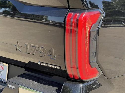 2025 Toyota Tundra Hybrid 1794 Edition