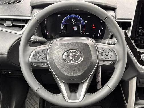 2025 Toyota Corolla Cross XLE