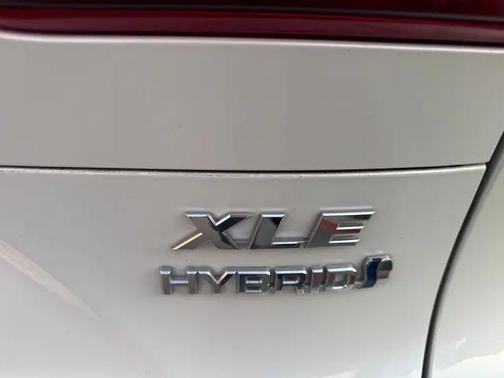 2022 Toyota Venza XLE