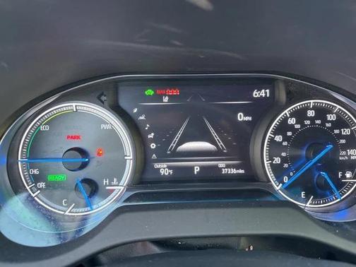 2022 Toyota Venza XLE