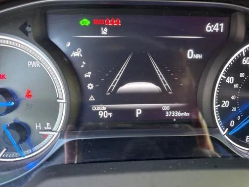 2022 Toyota Venza XLE