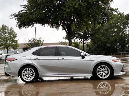 2018 Toyota Camry XLE