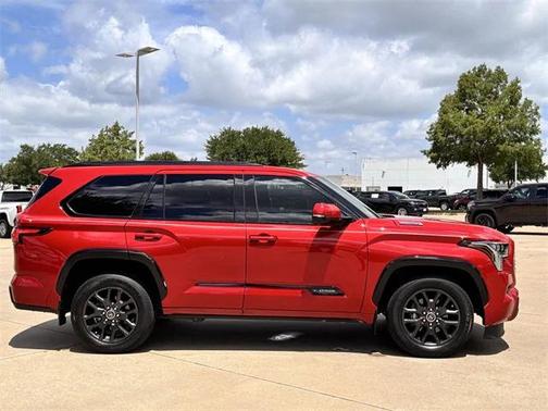 2023 Toyota Sequoia Platinum