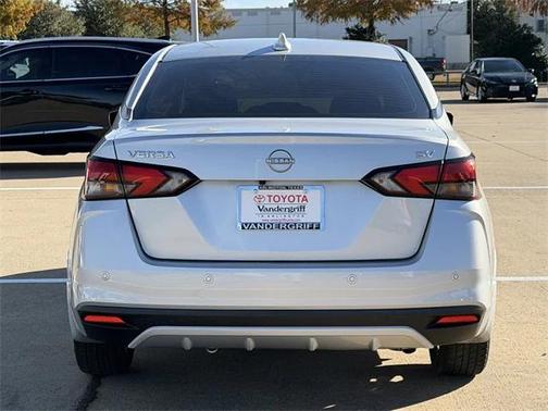 2024 Nissan Versa 1.6 SV