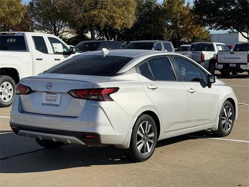 2024 Nissan Versa 1.6 SV