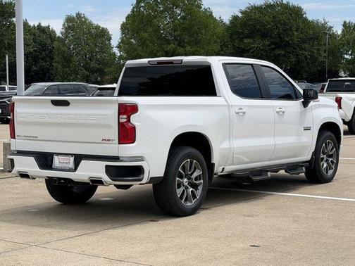 Summit White 2022 Chevrolet Silverado 1500 RST
