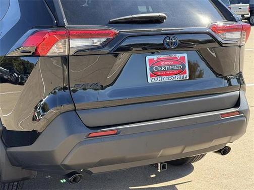 2024 Toyota RAV4 Hybrid SE