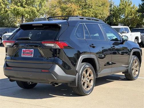 2024 Toyota RAV4 Hybrid SE