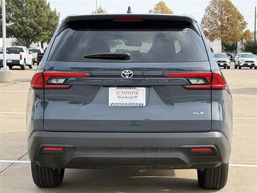 2024 Toyota Grand Highlander XLE