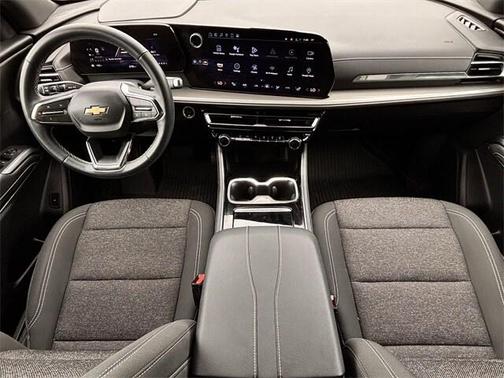 2024 Chevrolet Traverse LS