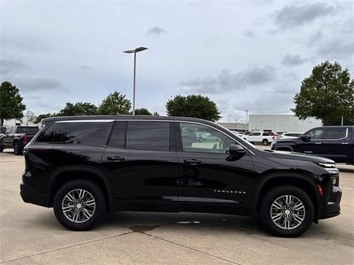 2024 Chevrolet Traverse LS