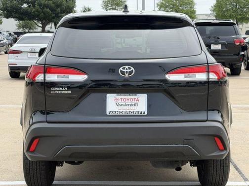 Jet Black 2024 Toyota Corolla Cross L