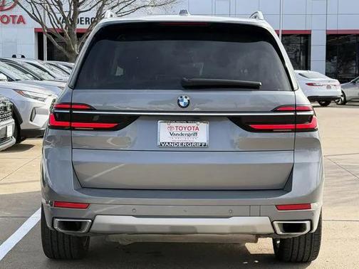 2024 BMW X7 xDrive40i