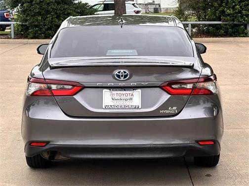 2022 Toyota Camry LE