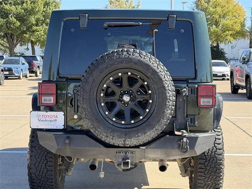 2011 Jeep Wrangler Unlimited Sahara