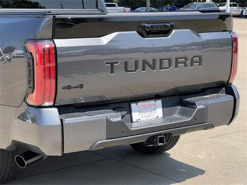 2023 Toyota Tundra Platinum