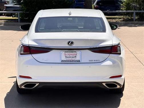 2022 Lexus ES 350 Base