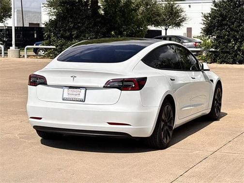 2022 Tesla Model 3 Standard Range