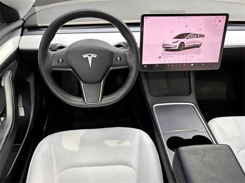 2022 Tesla Model 3 Standard Range