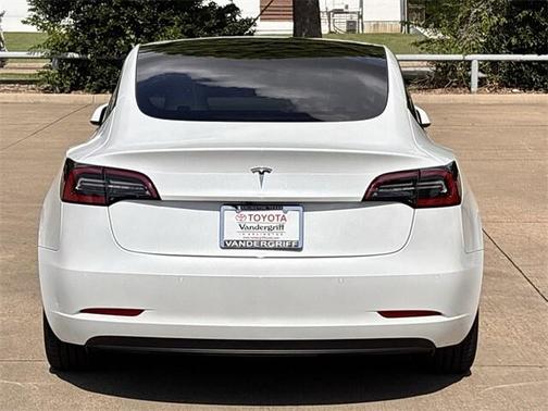 2022 Tesla Model 3 Standard Range