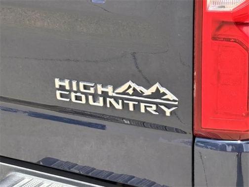 2022 Chevrolet Silverado 1500 High Country