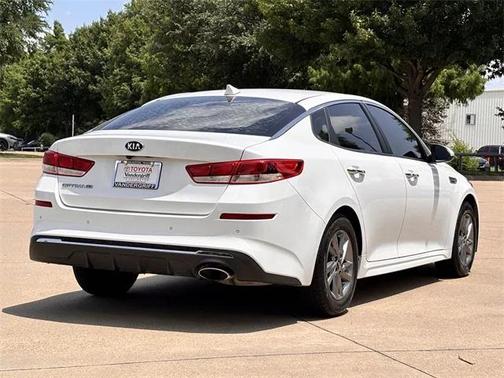 2019 Kia Optima LX