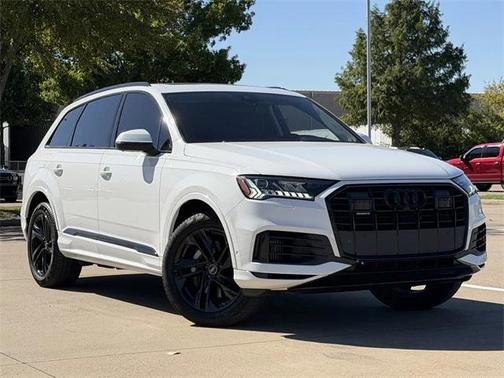 2024 Audi Q7 55 Premium Plus
