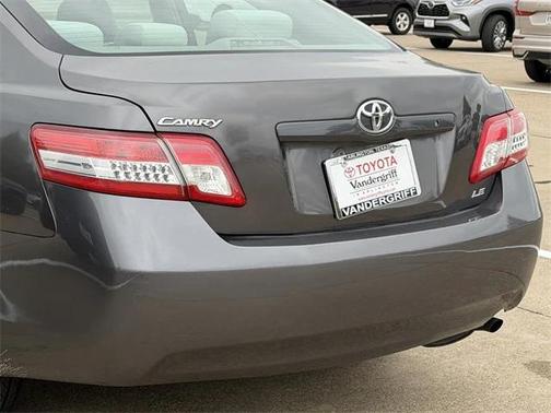 2011 Toyota Camry LE