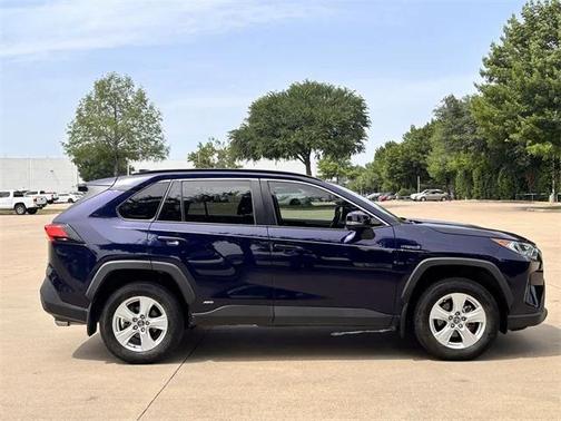 2020 Toyota RAV4 Hybrid XLE