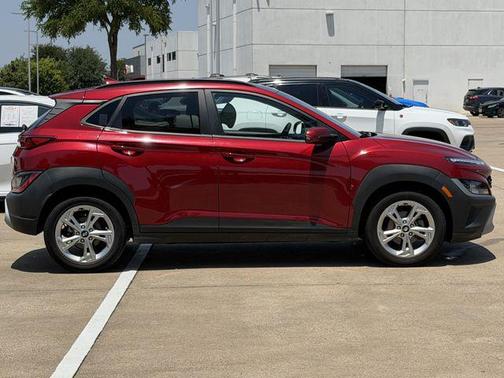 Pulse Red 2023 Hyundai KONA SEL