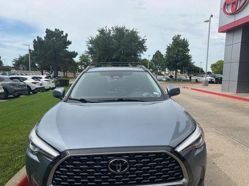Celestite 2024 Toyota Corolla Cross XLE