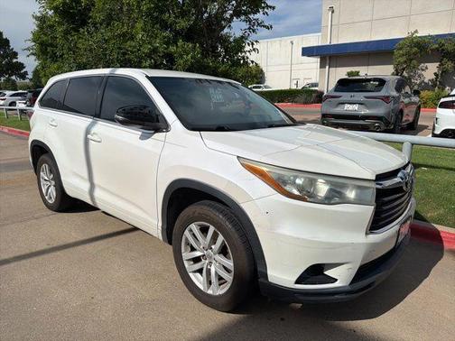BLIZZARD PEARL 2015 Toyota Highlander LE