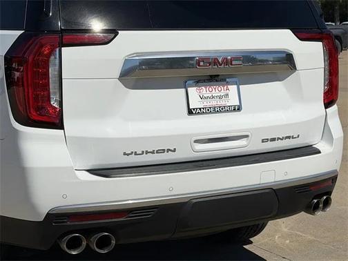2023 GMC Yukon Denali