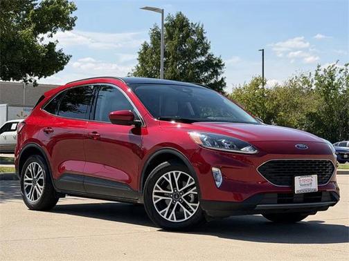 2022 Ford Escape SEL