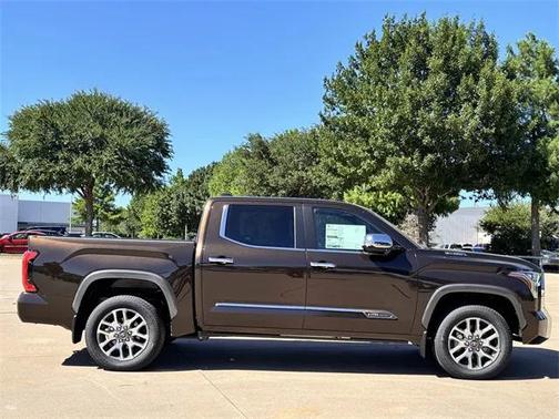 2025 Toyota Tundra Hybrid 1794 Edition