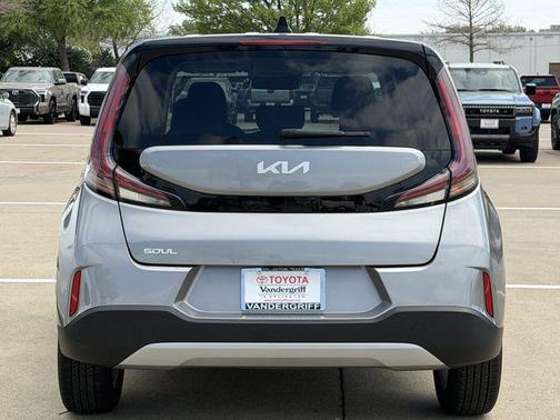 2025 Kia Soul LX