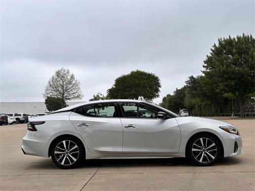 2023 Nissan Maxima SV Xtronic CVT